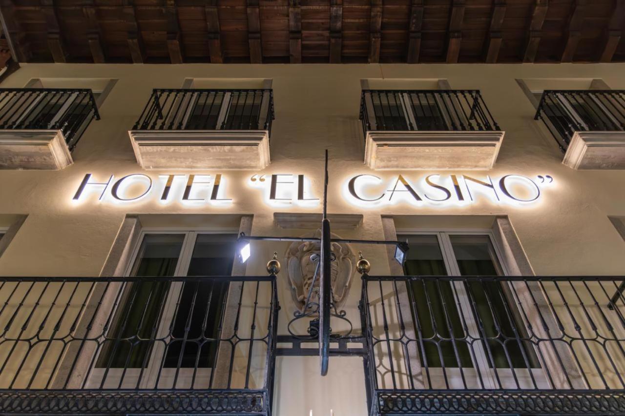 Hotel & Restaurante El Casino Villafranca Del Bierzo Buitenkant foto